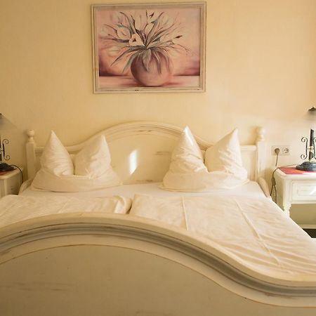 Hotel Gundelfinger Alter Markt ดานเนินแบร์ก ภายนอก รูปภาพ