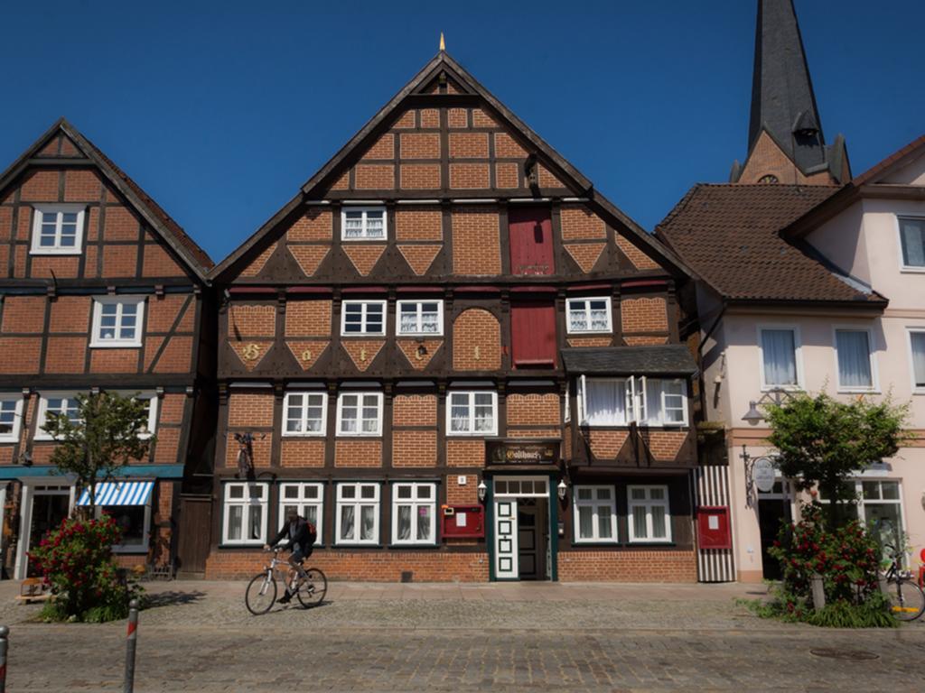 Hotel Gundelfinger Alter Markt ดานเนินแบร์ก ภายนอก รูปภาพ