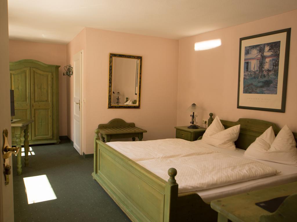 Hotel Gundelfinger Alter Markt ดานเนินแบร์ก ภายนอก รูปภาพ
